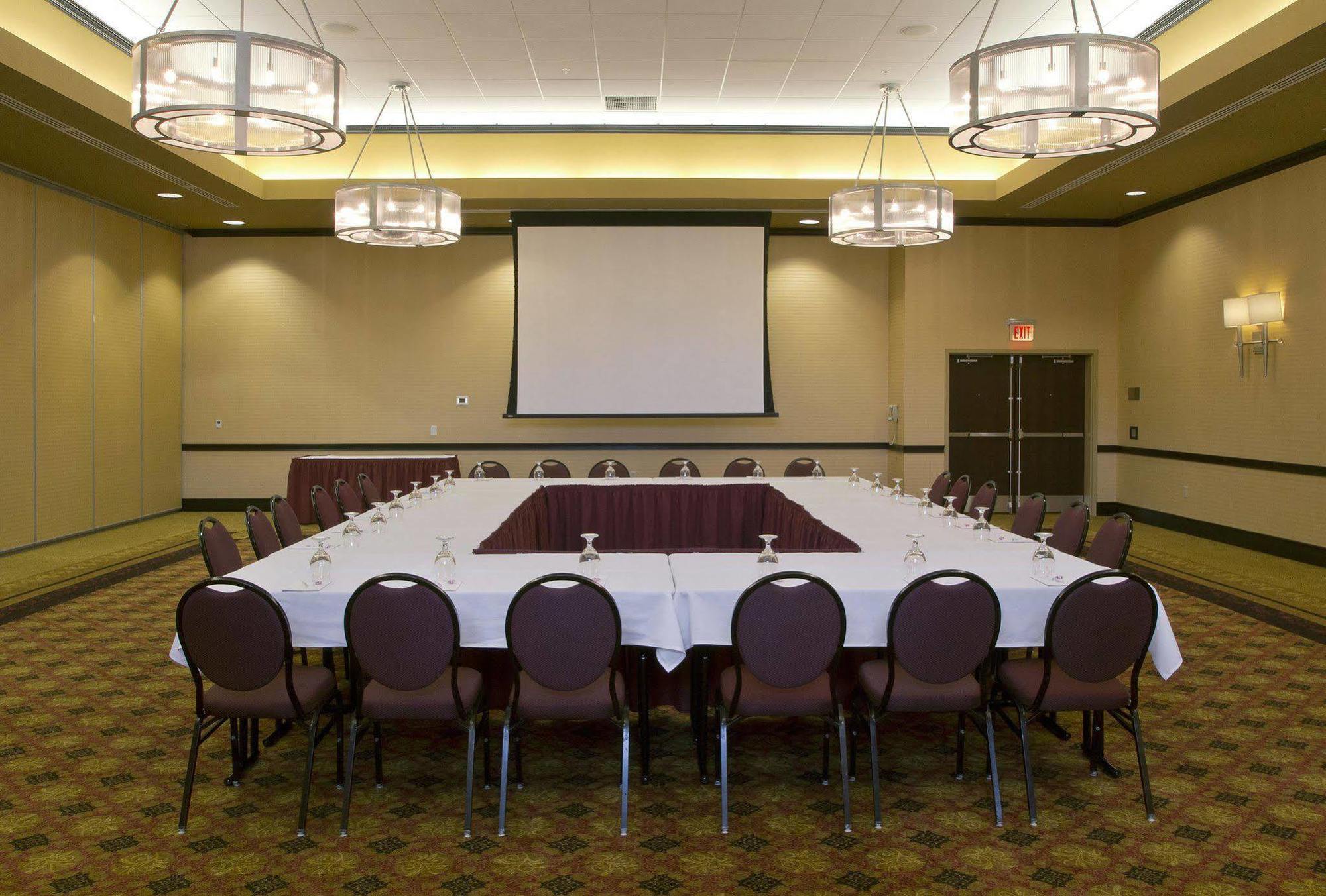Embassy Suites Columbus - Airport Экстерьер фото